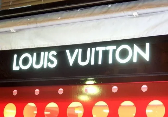 Louis Vuitton Louis Vuitton